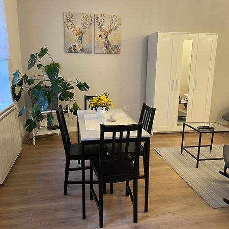 Zwinger Apartman Sopron Exterior photo